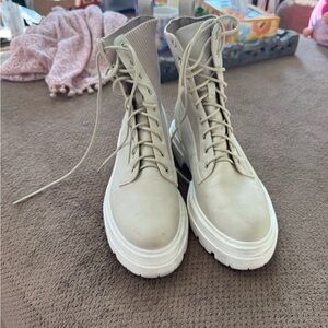 Women's Cream Lace-Up Boots